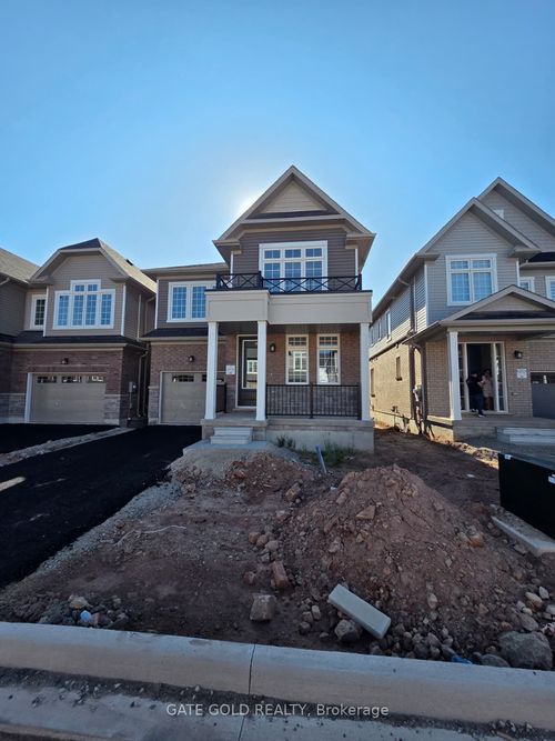 143 Mcgill Avenue, Erin, ON, N0B1T0 | Card Image