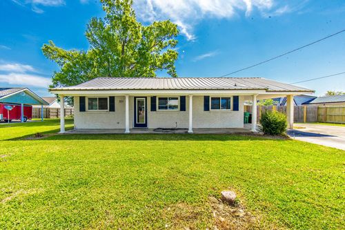 201 Park Dr, Thibodaux, LA, 70301-6428 | Card Image