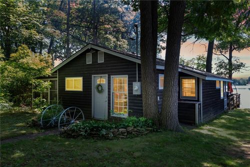 2136 Poplar Ln, Dresser, WI, 54009-4423 | Card Image