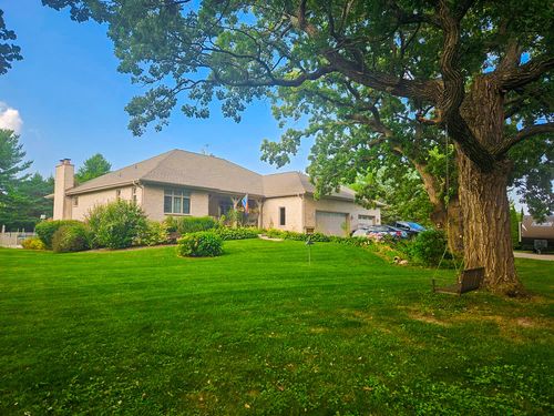 1608 Breezy Lawn Rd, Spring Grove, IL, 60081-9651 | Card Image