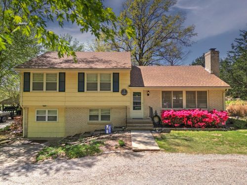 3 Eastridge Dr, Arkansas City, KS, 67005-8990 | Card Image