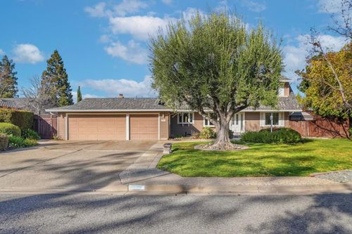 19319 Falmouth Ct, Saratoga, CA, 95070 | Card Image