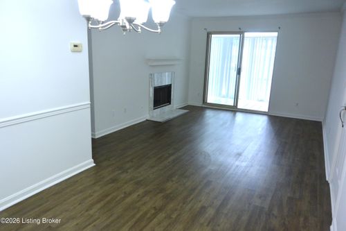 402-3721 Bardstown Rd, Louisville, KY, 40218-2258 | Card Image