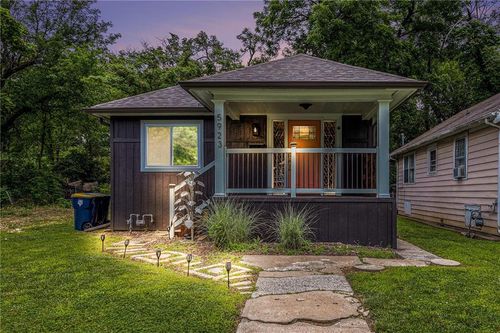 5923 Walrond Ave, Kansas City, MO, 64130-3964 | Card Image