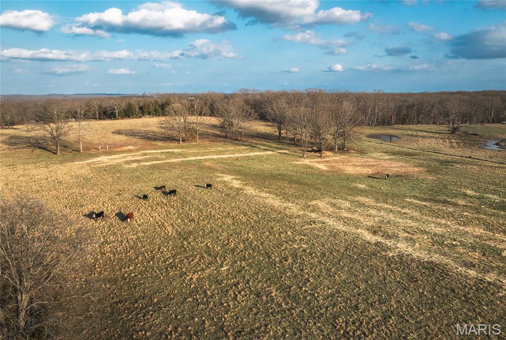 Land in Newburg