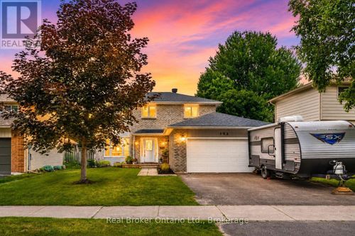 163 Woodland Dr, Midland, ON, L4R4C9 | Card Image