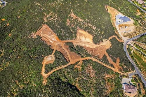 50 Hidden Meadow Circle, Murrieta, CA, 92562 | Card Image