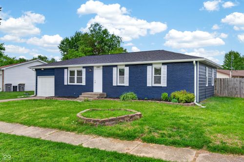 1063 Dutchman Ln, Seymour, IN, 47274-1885 | Card Image