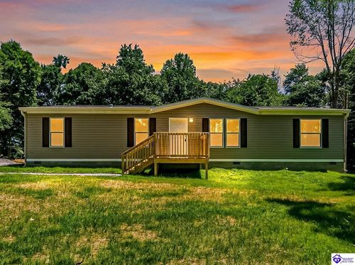 360 Timberline Dr, Vine Grove, KY, 40175-6469 | Card Image