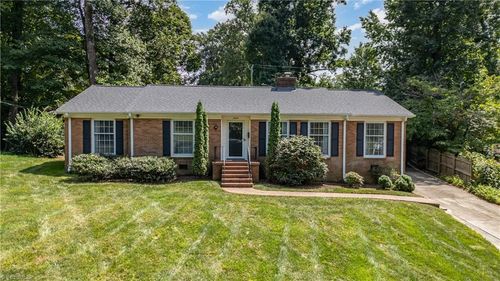 2807 Alderman Ct, Greensboro, NC, 27408-6003 | Card Image