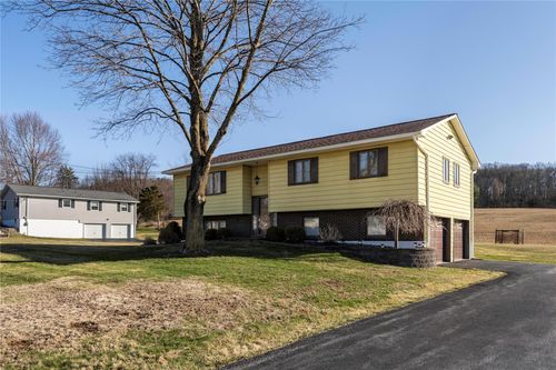 46 Upton Rd, Lagrangeville, NY, 12540-5615 | Card Image