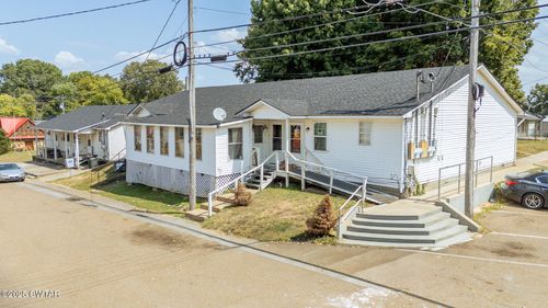 207 N Main St, Troy, TN, 38260-5243 | Card Image