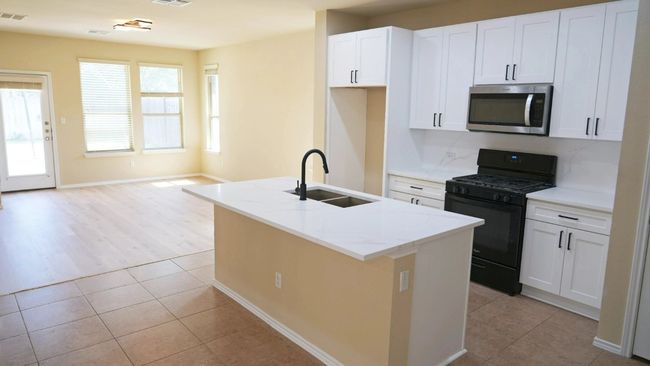 New quartz countertops | Image 7