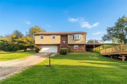 107 Jp Ln, Connellsville, PA, 15425-6061 | Card Image