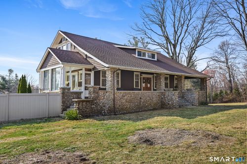 1209 Daniels Farm Rd, Trumbull, CT, 06611-2618 | Card Image