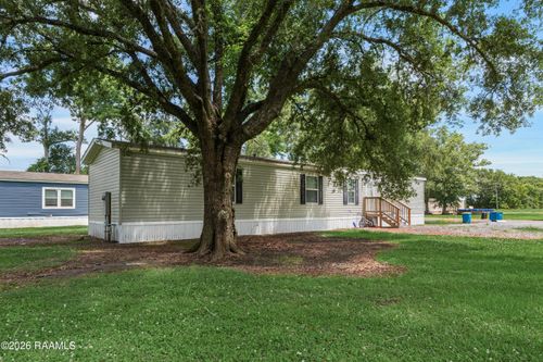 1015 Saint Anthony Ln, Saint Martinville, LA, 70582-6760 | Card Image