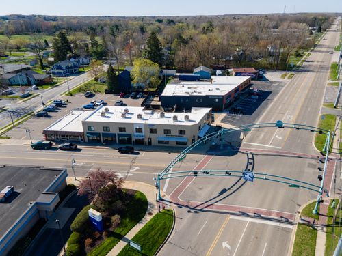 4518 Lake St, Bridgman, MI, 49106-9768 | Card Image