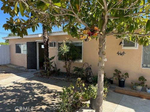 2621 Kadota St, Simi Valley, CA, 93063-0409 | Card Image