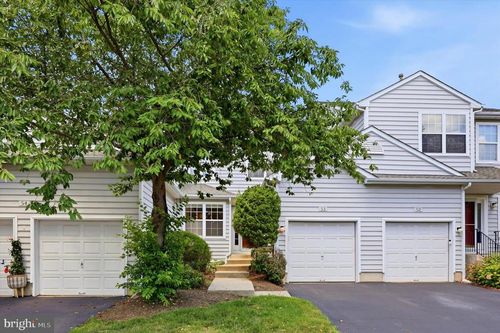 53 Sheffield Ct, COLLEGEVILLE, PA, 19426-3927 | Card Image
