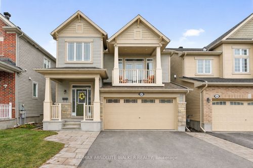 207 Rivertree St, Kanata, ON, K2M0J4 | Card Image