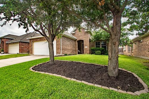 1405 Samantha Creek Dr, Little Elm, TX, 75068-4870 | Card Image