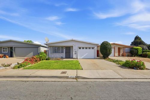 415 Spruce Cir, Watsonville, CA, 95076-3635 | Card Image