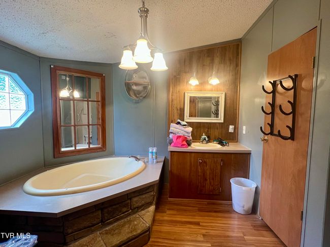 861 Hickory Tree Rd, House other with 3 bedrooms, 2 bathrooms and null parking in Bristol TN | Image 22