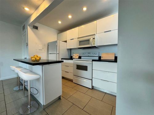 apt-5-2830 Ne 30th Pl, Fort Lauderdale, FL, 33306-1955 | Card Image