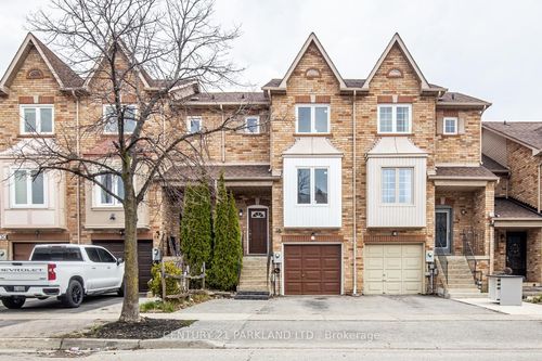 26 Kelso Cres, Maple, ON, L6A2C7 | Card Image