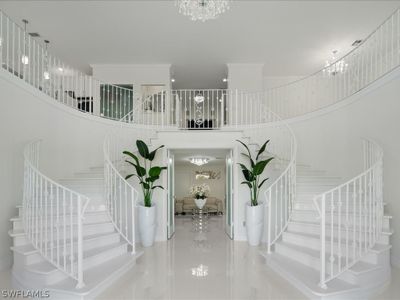 9980 Vanderbilt Drive, House other with 6 bedrooms, 4 bathrooms and null parking in Naples FL | Image 3