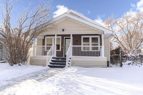 711 8th Ave N, Saint Cloud, MN, 56303-3421 | Card Image