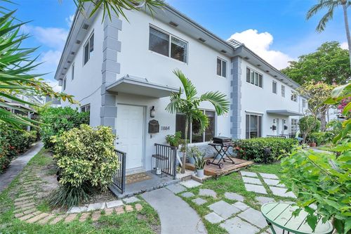 1-1884 Galleon St, North Bay Village, FL, 33141-4330 | Card Image