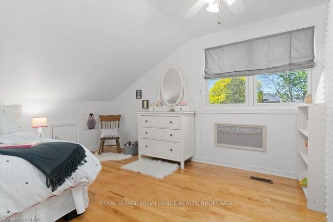8 Forest Dr, House other with 3 bedrooms, 3 bathrooms and 6 parking in Kingston ON | Image 28