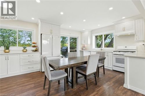 293 #20 Regional Road, Stoney Creek, ON, L8J3H4 | Card Image