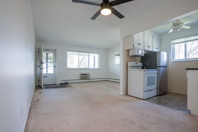 APT-201 - 2217 Clawson Ave, Home with 2 bedrooms, 1 bathrooms and null parking in Royal Oak MI | Image 13