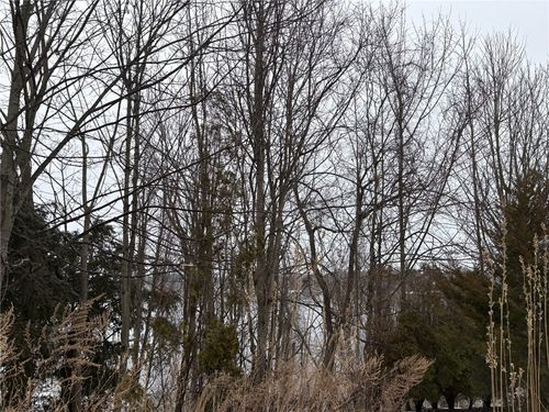 351 County Rd, Barrington, RI, 02806-2422 | Card Image