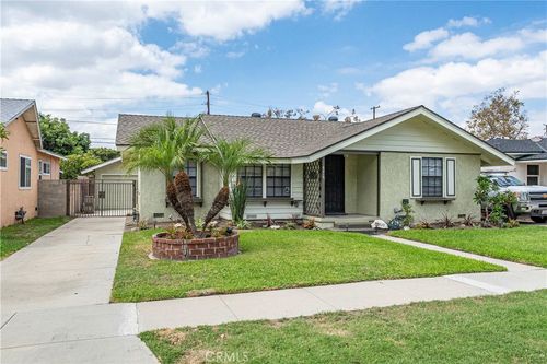 6019 Pepperwood Ave, Lakewood, CA, 90712-1144 | Card Image