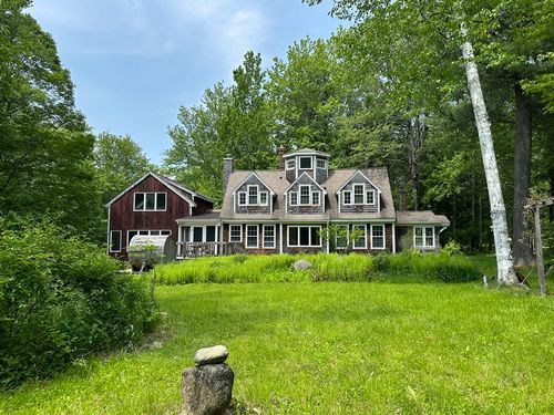 7 Sundown Dr, Williamsburg, MA, 01096-9764 | Card Image