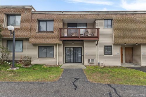 305 Vista On The Lk, Carmel, NY, 10512-4605 | Card Image