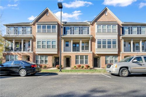 50 Transit Ln, Newport News, VA, 23601-1273 | Card Image