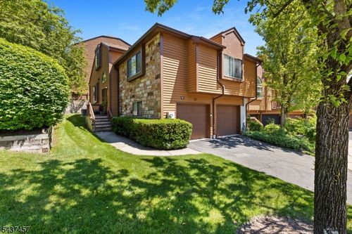 19 Schindler Dr, Rockaway, NJ, 07866-4800 | Card Image