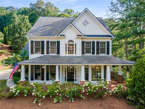 550 Vinings Springs Dr Se, Smyrna, GA, 30126-5987 | Card Image