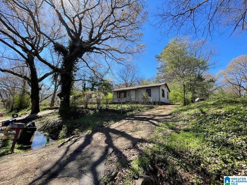 612 N Ledbetter St, Anniston, AL, 36201-8028 | Card Image