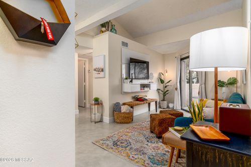 214-1745 E Glenn St, Tucson, AZ, 85719-2740 | Card Image