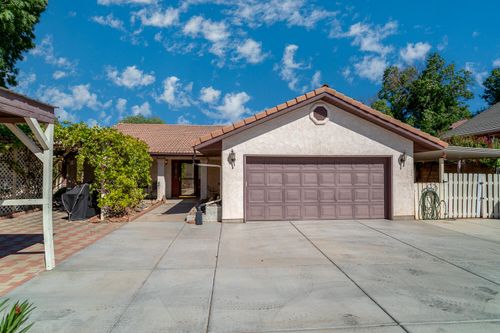 329 E Vermillion Ave, St. George, UT, 84790-8340 | Card Image