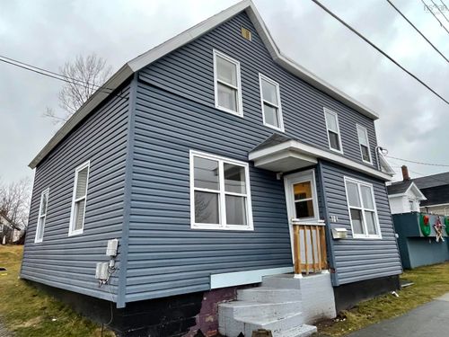 104 Intercolonial St, Sydney, NS, B1P1S6 | Card Image