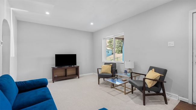 4300 Bristol St, Townhouse with 2 bedrooms, 1 bathrooms and null parking in Pittsburgh PA | Image 7