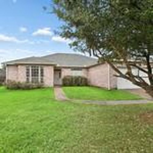 1002 Janette Ct, Slidell, LA, 70461-5344 | Card Image