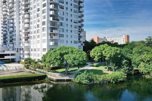 1705-2780 Ne 183rd St, Aventura, FL, 33160-2157 | Card Image