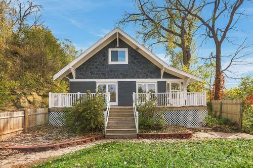 1105 Bush St, Red Wing, MN, 55066-3422 | Card Image